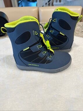 Nwob. Kids Merrell waterproof winter boots